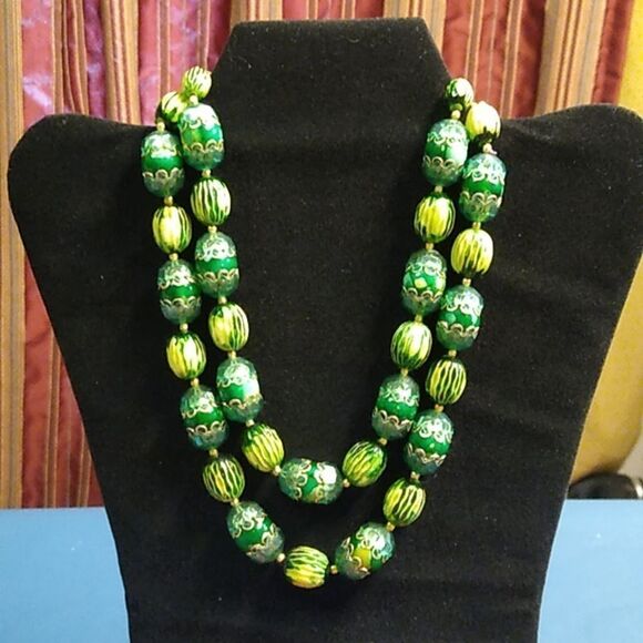 Vintage Hong Kong Double Strand Lucite/Resin Beaded Necklace Cottagecore - Picture 1 of 10